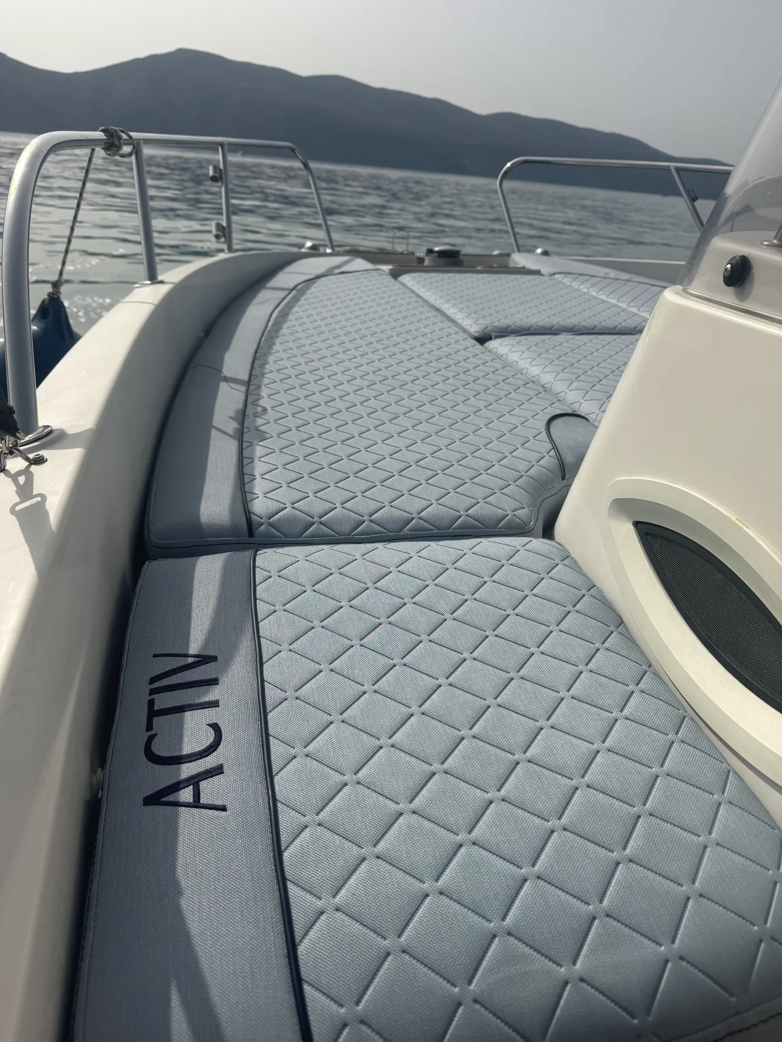 Marine Stitch - Exterior seating