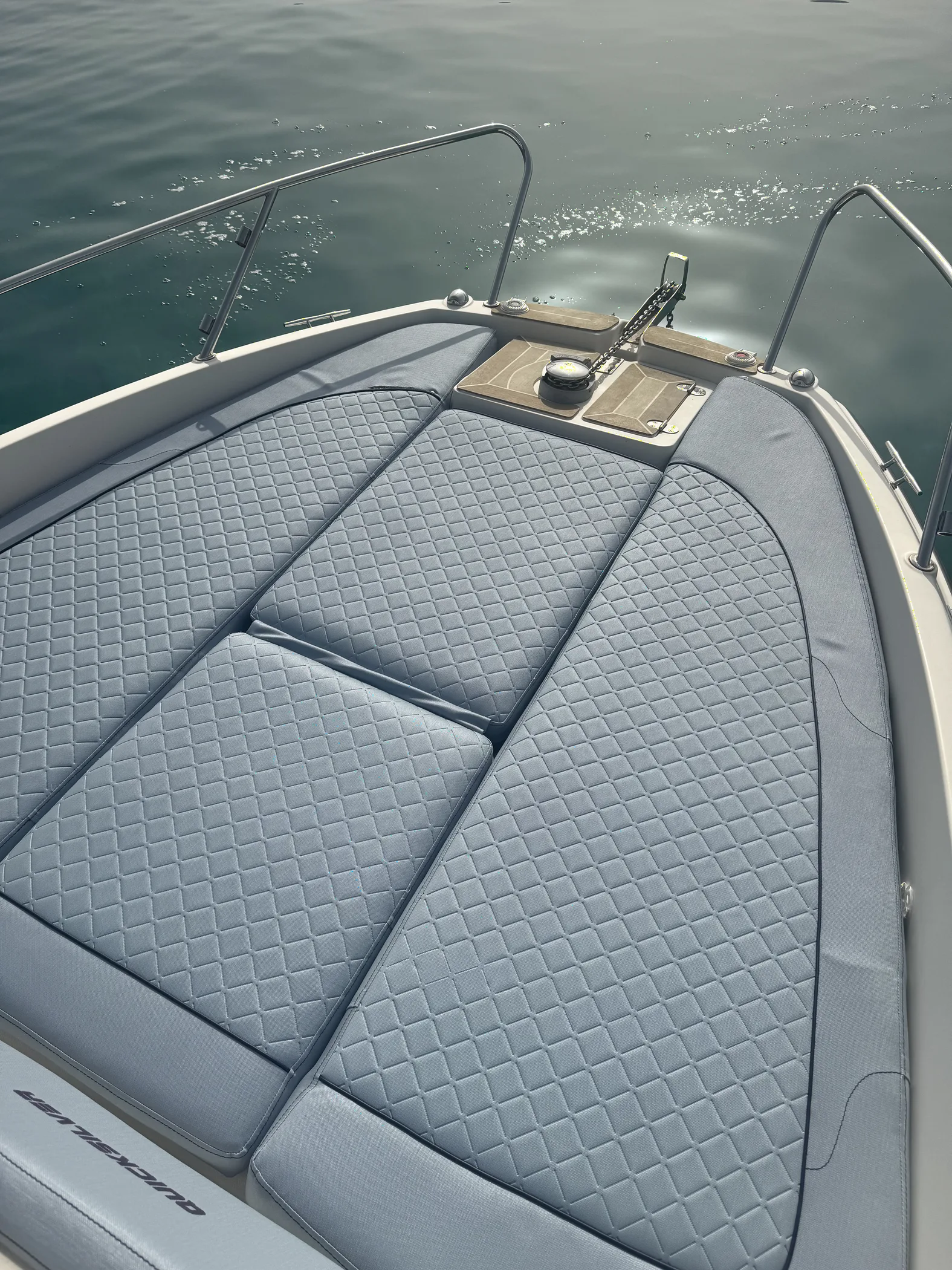 Marine Stitch - Bow sunpad