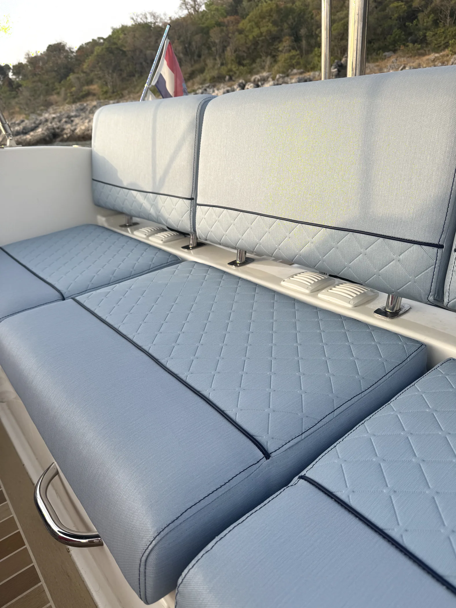 Marine Stitch - Cockpit bench